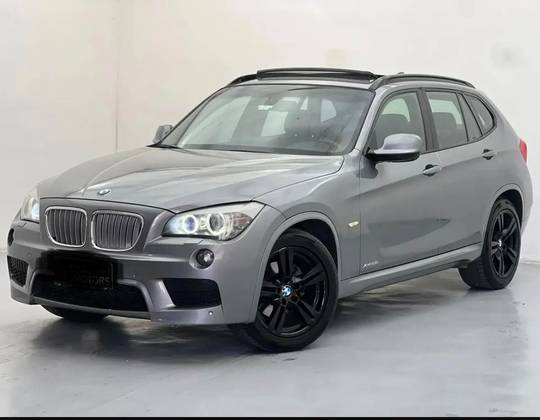 BMW X1 2.0 16V TURBO GASOLINA XDRIVE28I 4P AUTOMÁTICO BMW X1 2.0 16V TURBO GASOLINA XDRIVE28I 4P AUTOMÁTICO